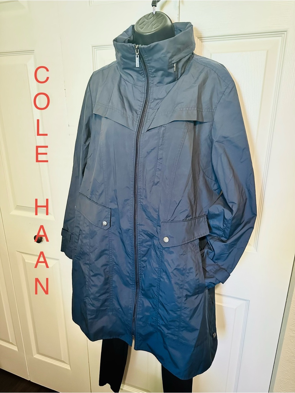 Cole Haan | Navy Lightweight Packable Raincoat - Women’s XL